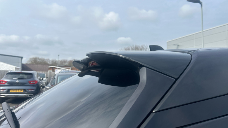 Nissan Juke 1.0 DiG-T N-Connecta 5dr DCT Petrol Hatchback